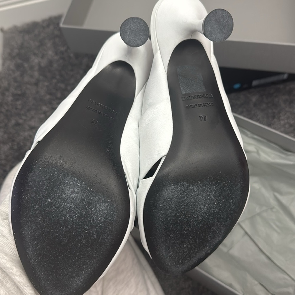 Balenciaga drappy naapa worn 1 time, great condition - Picture 2 of 4